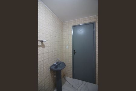 Casa à venda com 250m², 3 quartos e 2 vagasBanheiro Social 2