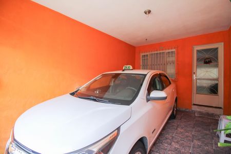 Casa à venda com 136m², 2 quartos e 1 vaga Casa à venda com 136m², 2 quartos e 1 vagaGaragem