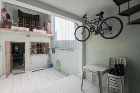 Casa à venda com 136m², 2 quartos e 1 vaga Casa à venda com 136m², 2 quartos e 1 vagaArea Externa