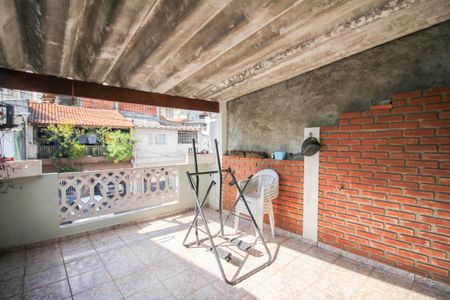 Casa à venda com 136m², 2 quartos e 1 vaga Casa à venda com 136m², 2 quartos e 1 vagaVaranda Quarto 1