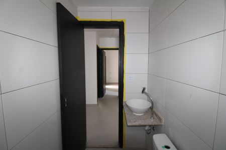 Banheiro de apartamento à venda com 1 quarto, 33m² em Parada Inglesa, São Paulo