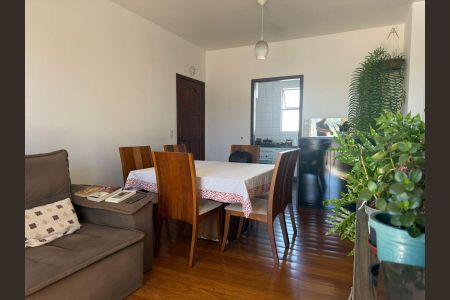 Apartamento à venda com 95m², 3 quartos e 2 vagasSala