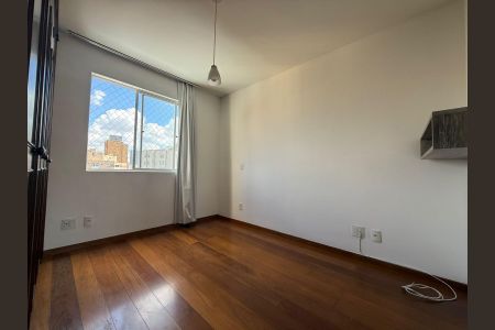 Apartamento à venda com 95m², 3 quartos e 2 vagasQuarto 2