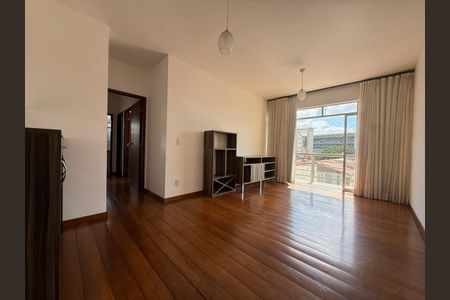 Sala de apartamento à venda com 3 quartos, 95m² em Santa Tereza, Belo Horizonte