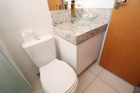 Apartamento para alugar com 60m², 2 quartos e 1 vagaBanheiro Social