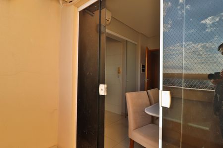 Apartamento para alugar com 60m², 2 quartos e 1 vagaSacada
