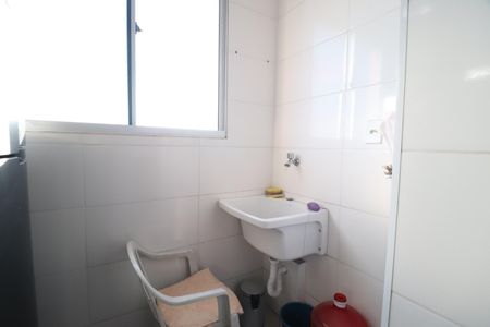 Apartamento para alugar com 60m², 2 quartos e 1 vaga Área de Serviço