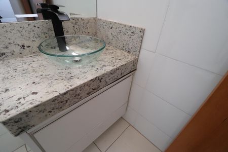 Apartamento para alugar com 60m², 2 quartos e 1 vagaBanheiro da Suíte