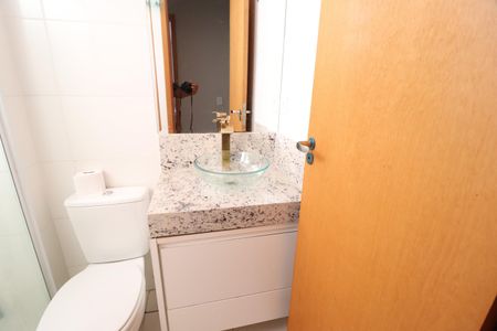 Apartamento para alugar com 60m², 2 quartos e 1 vagaBanheiro Social