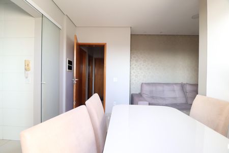 Apartamento para alugar com 60m², 2 quartos e 1 vagaSala de Jantar