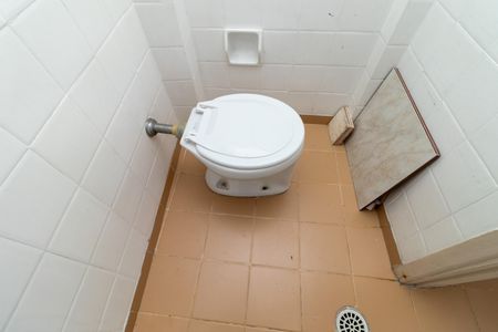 Apartamento à venda com 70m², 2 quartos e 1 vagaBanheiro de Serviço