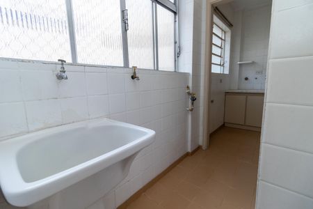 Apartamento à venda com 70m², 2 quartos e 1 vagaÁrea de Serviço