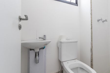 Apartamento à venda com 201m², 3 quartos e 3 vagas Apartamento à venda com 201m², 3 quartos e 3 vagasÁrea de Serviço