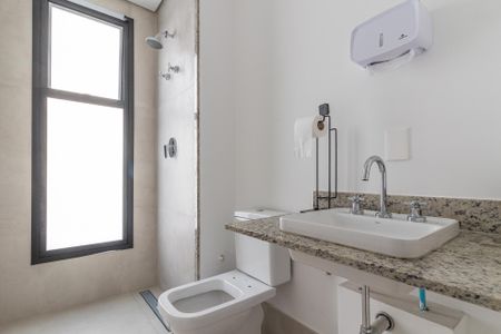 Apartamento à venda com 201m², 3 quartos e 3 vagas Apartamento à venda com 201m², 3 quartos e 3 vagasBanheiro da Suíte 3
