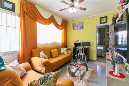 Casa para alugar com 207m², 2 quartos e 3 vagasSala