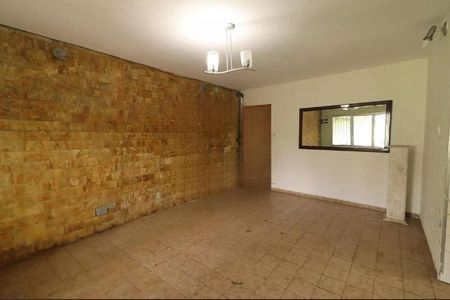 Casa à venda com 150m², 3 quartos e 4 vagasFoto 01