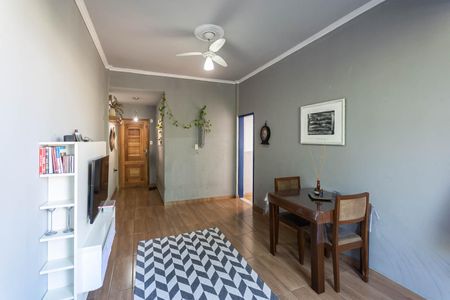 Apartamento à venda com 70m², 2 quartos e 1 vagaSala