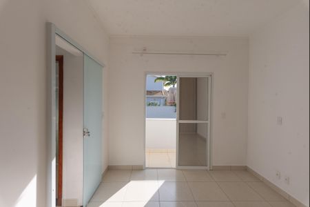 Casa de condomínio para alugar com 250m², 4 quartos e 2 vagasSuíte 3