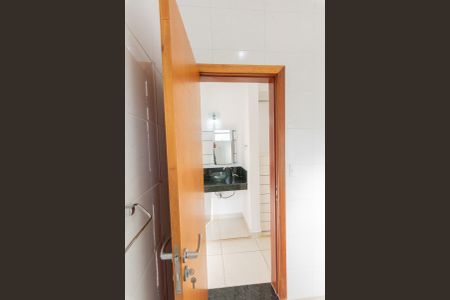 Casa de condomínio para alugar com 250m², 4 quartos e 2 vagasBanheiro da Suíte 2 e 3