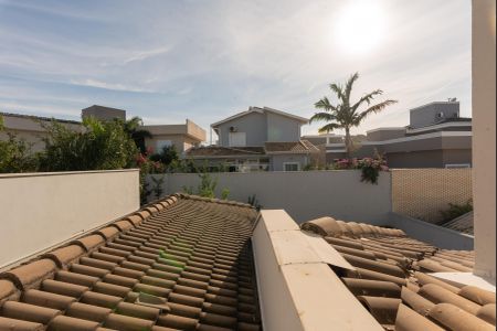 Casa de condomínio para alugar com 250m², 4 quartos e 2 vagasVista da Suíte 2