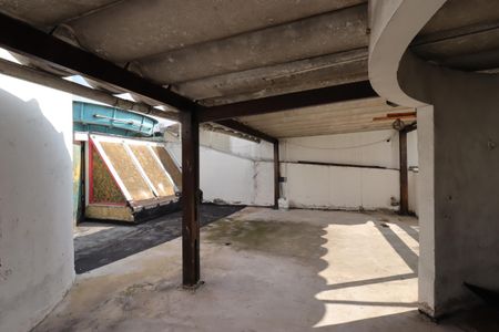 Casa à venda com 328m², 4 quartos e 4 vagasTerraço