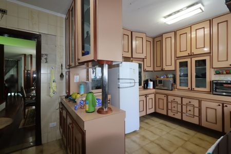 Casa à venda com 328m², 4 quartos e 4 vagasCozinha