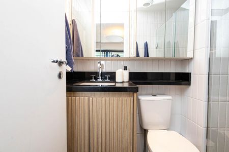 Apartamento à venda com 54m², 1 quarto e 1 vaga Apartamento à venda com 54m², 1 quarto e 1 vagaBanheiro da Suíte