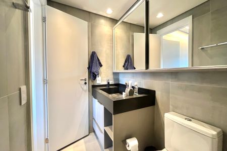 Apartamento à venda com 47m², 1 quarto e 1 vaga Apartamento à venda com 47m², 1 quarto e 1 vagaBanheiro da Suíte