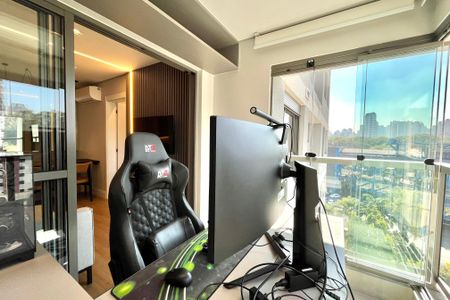 Apartamento à venda com 47m², 1 quarto e 1 vaga Apartamento à venda com 47m², 1 quarto e 1 vagaVaranda