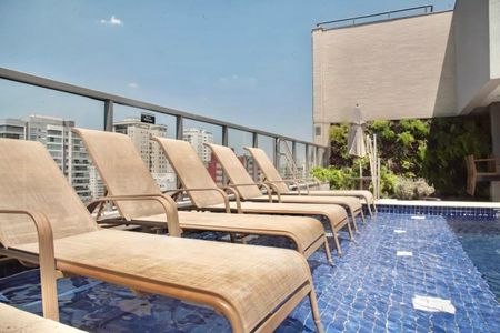 Apartamento à venda com 47m², 1 quarto e 1 vaga Apartamento à venda com 47m², 1 quarto e 1 vagaÁrea comum - Piscina