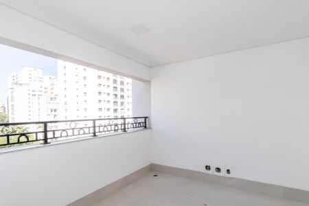 Apartamento à venda com 199m², 3 quartos e 3 vagasSuíte 1