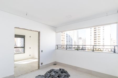 Apartamento à venda com 199m², 3 quartos e 3 vagasSuíte 1