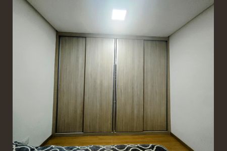 Casa para alugar com 306m², 3 quartos e 1 vagaSuíte 1