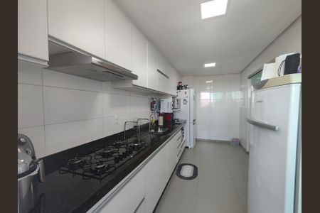 Casa para alugar com 306m², 3 quartos e 1 vagaCozinha