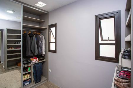 Casa para alugar com 350m², 3 quartos e 1 vagaCloset da Suíte 1