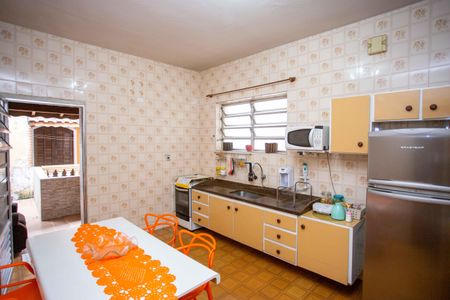 Casa para alugar com 350m², 3 quartos e 1 vagaCozinha