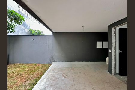 Casa à venda com 186m², 3 quartos e 2 vagasQuintal