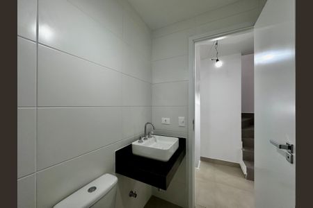 Casa à venda com 186m², 3 quartos e 2 vagasBanheiro Social