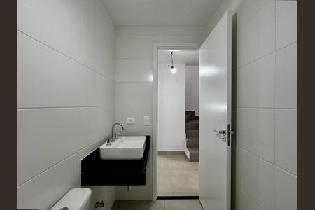 Casa à venda com 186m², 3 quartos e 2 vagasBanheiro Social