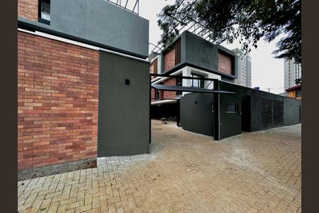 Casa à venda com 186m², 3 quartos e 2 vagasFachada Condomínio