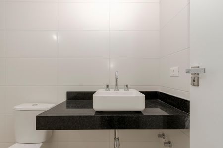 Casa para alugar com 211m², 4 quartos e 2 vagasBanheiro da Suíte