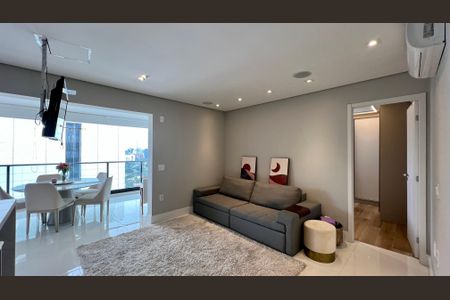 Apartamento à venda com 71m², 1 quarto e 1 vagaSala