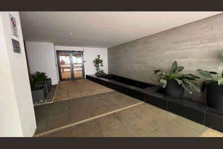 Apartamento à venda com 71m², 1 quarto e 1 vagaÁrea comum