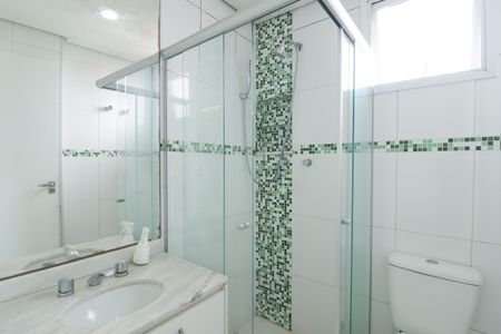 Apartamento à venda com 76m², 3 quartos e 2 vagasBanheiro da Suíte