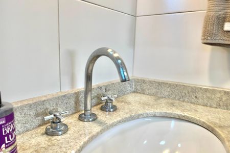 Apartamento à venda com 47m², 1 quarto e 1 vaga Apartamento à venda com 47m², 1 quarto e 1 vagaBanheiro da Suíte