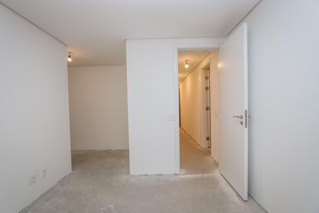 Apartamento à venda com 237m², 3 quartos e 3 vagasSuite 2