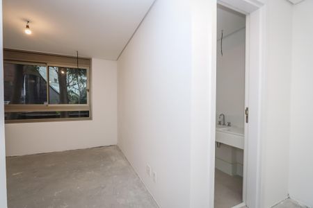 Apartamento à venda com 237m², 3 quartos e 3 vagasSuite 2