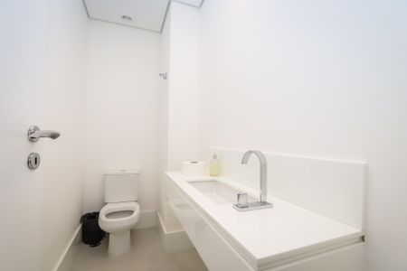 Apartamento à venda com 237m², 3 quartos e 3 vagasLavabo