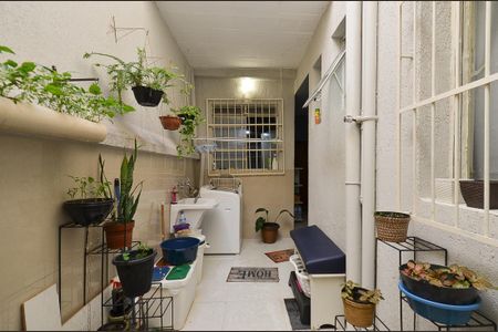 Apartamento à venda com 100m², 2 quartos e 1 vagaArea serviço