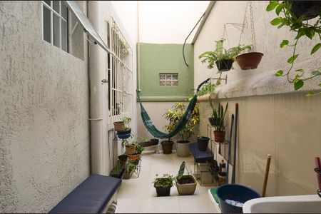 Apartamento à venda com 100m², 2 quartos e 1 vagaArea serviço